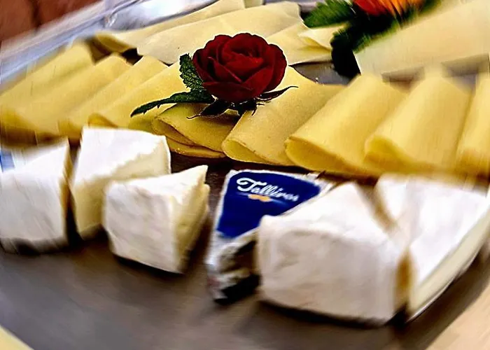 Psz Foeldvar מלון